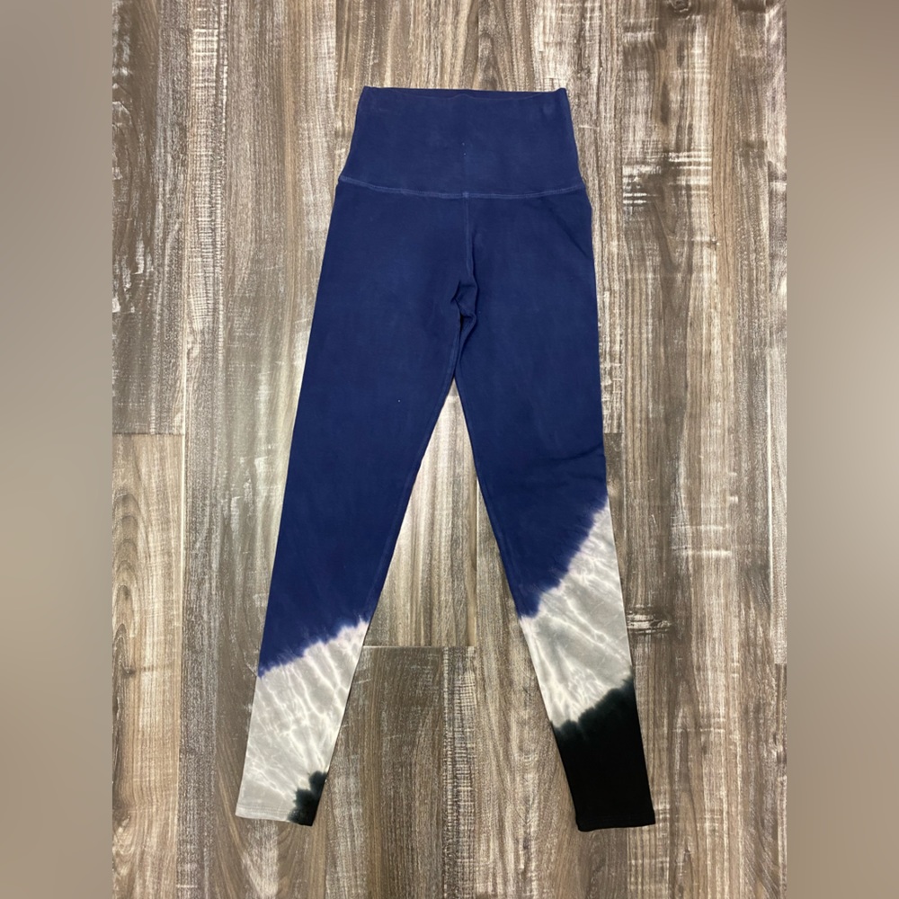 NWT ELECTRIC & ROSE Navy Leggings
